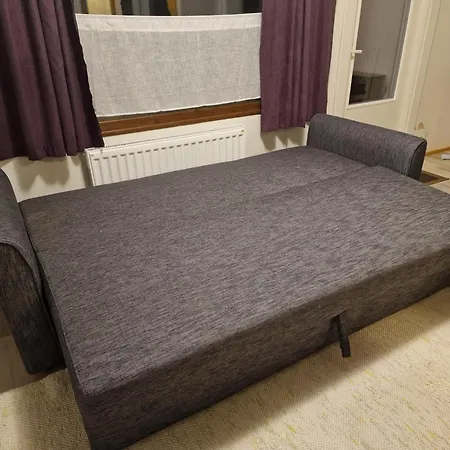 Yksioe Jaervinaekymaellae Appartement